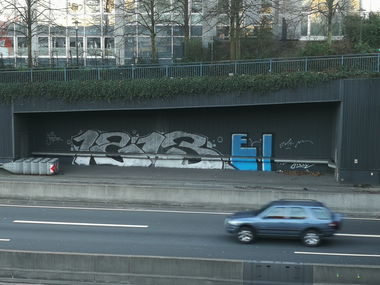 Graffiti Bombing - Photo by Kico_one - Essen, Ruhrpott, Ei