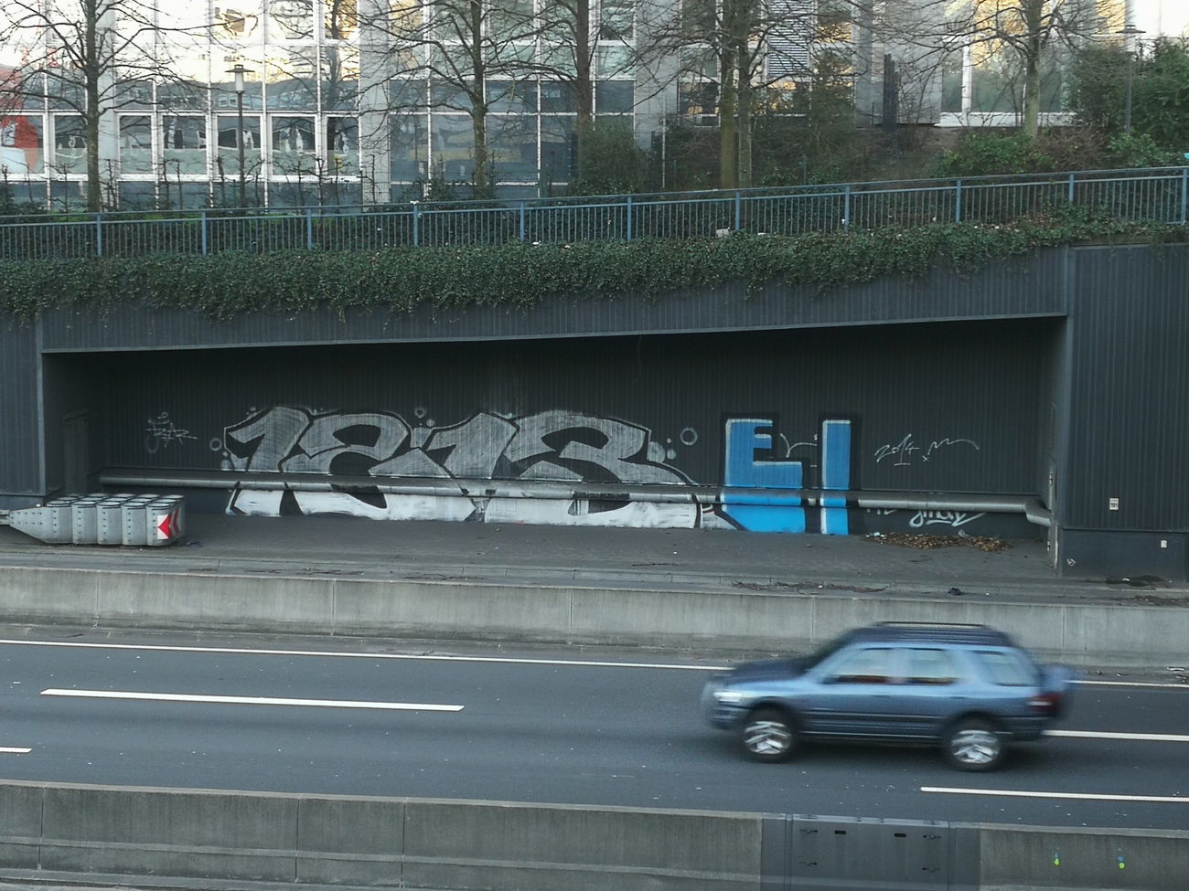 Graffiti Bombing - Photo by Kico_one - Essen, Ruhrpott, Ei