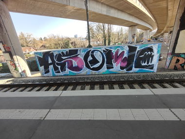 Graffiti Bombing in Frankfurt - Photo by Kico_one