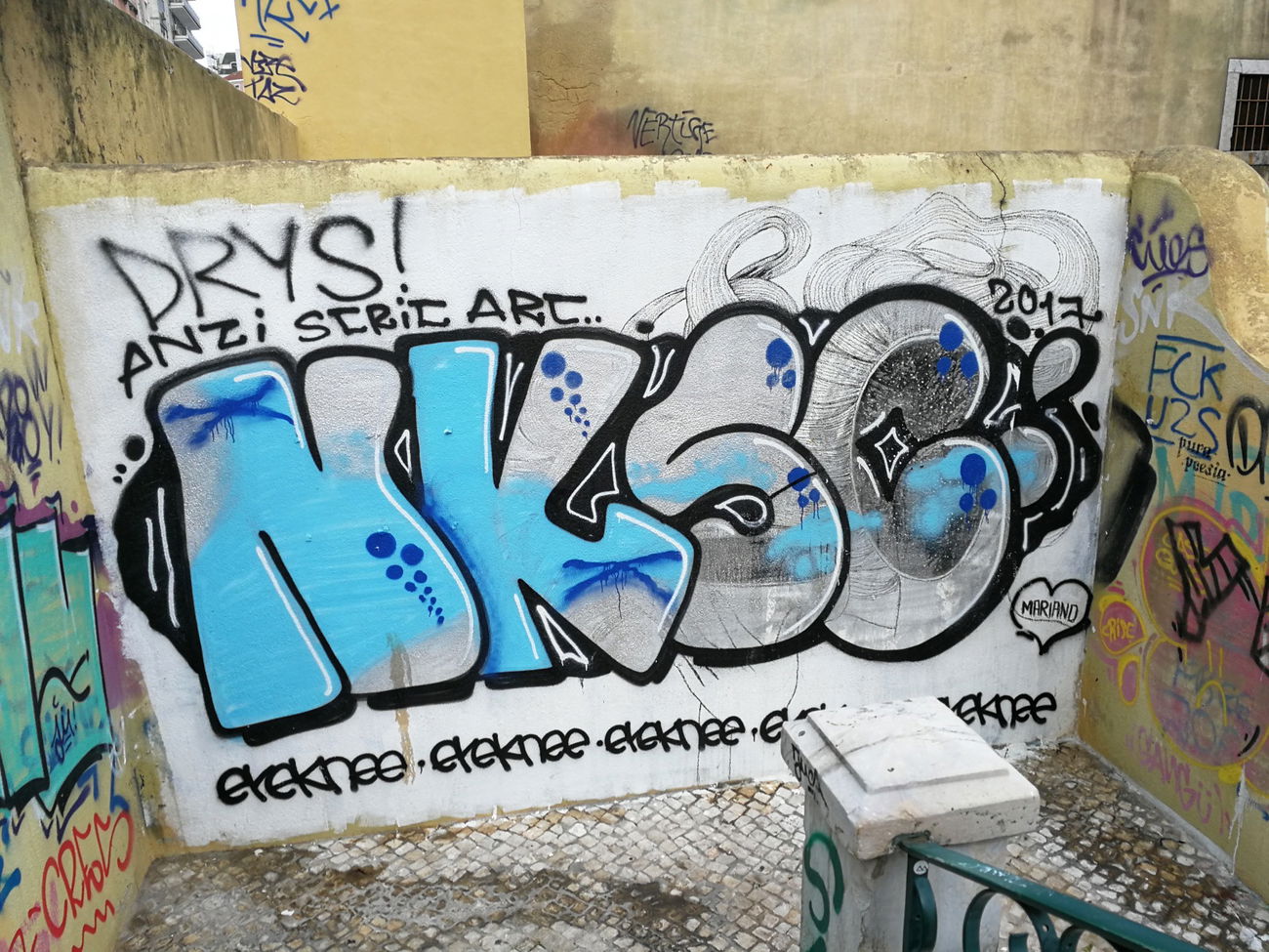 Graffiti Bombing in Lissabon - Photo by Kico_one - Lissabon, Portugal, Lisboa