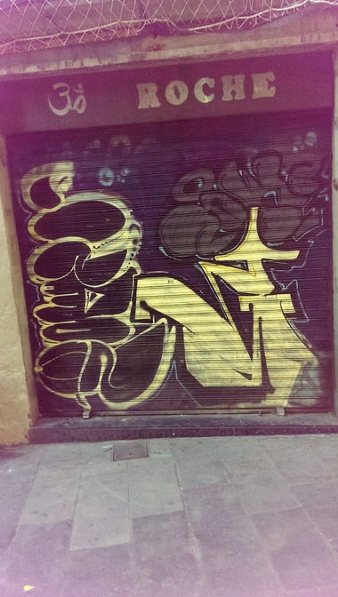 Graffiti Bombing in Barcelona - Photo by Kico_one - Barcelona, Spain, Catalonia