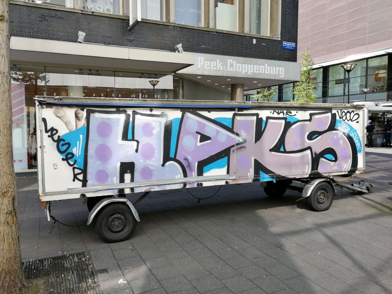 Graffiti Bombing in Rotterdam - Photo by Kico_one - Rotterdam