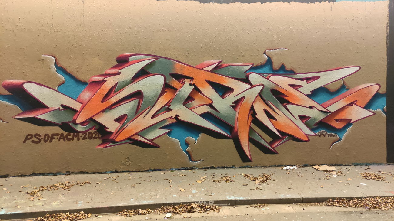 Graffiti Wall in Bochum - Photo by Kico_one - Sure