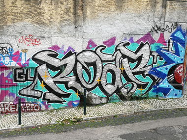 Graffiti Bombing in Lissabon - Photo by Kico_one - Lissabon, Portugal, Lisboa