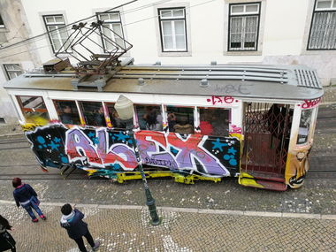Graffiti Train in Lissabon - Photo by Kico_one - Lissabon, Portugal, Lisboa