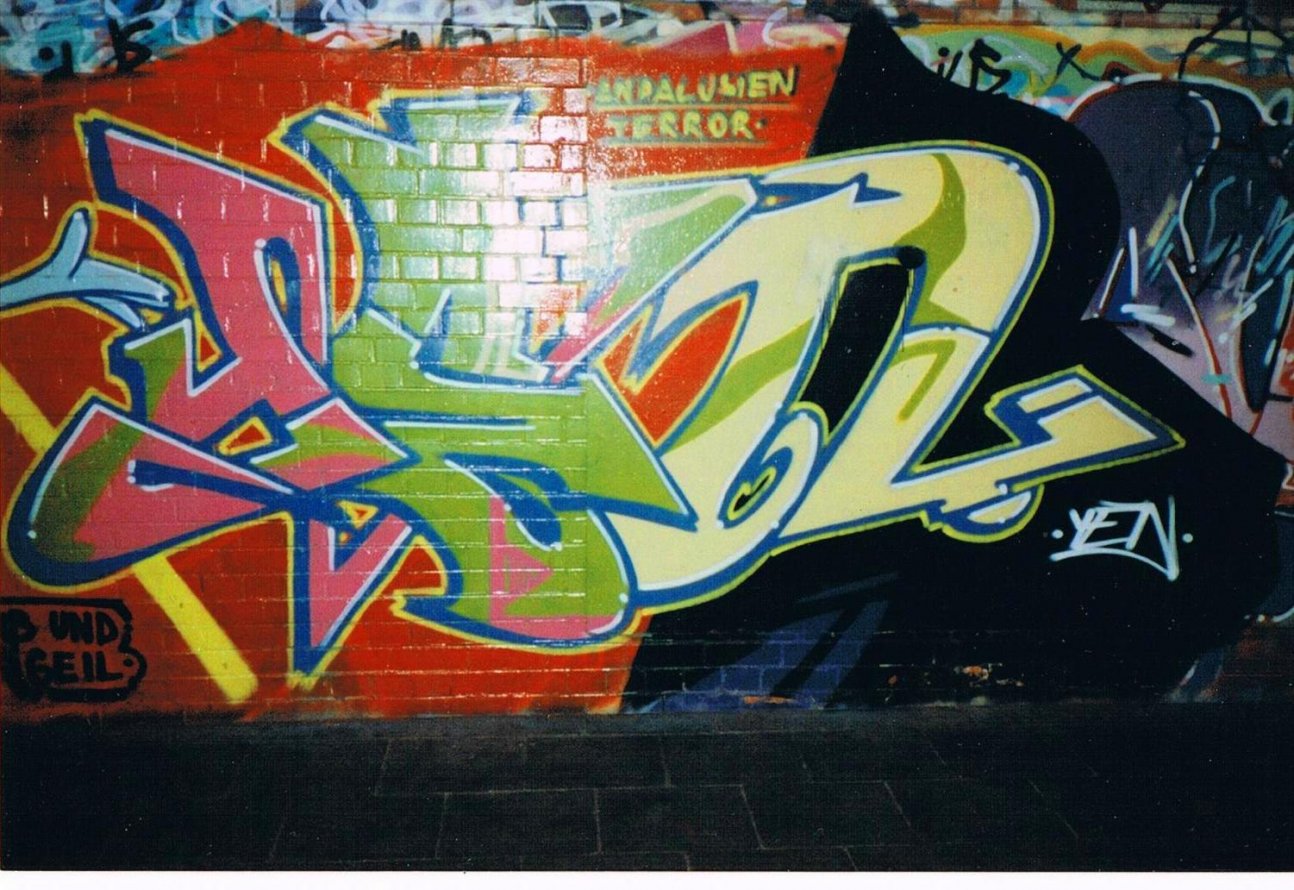 Graffiti Wall in Essen - Photo by Kico_one - Yen, Mühlheim, Pott (1996)