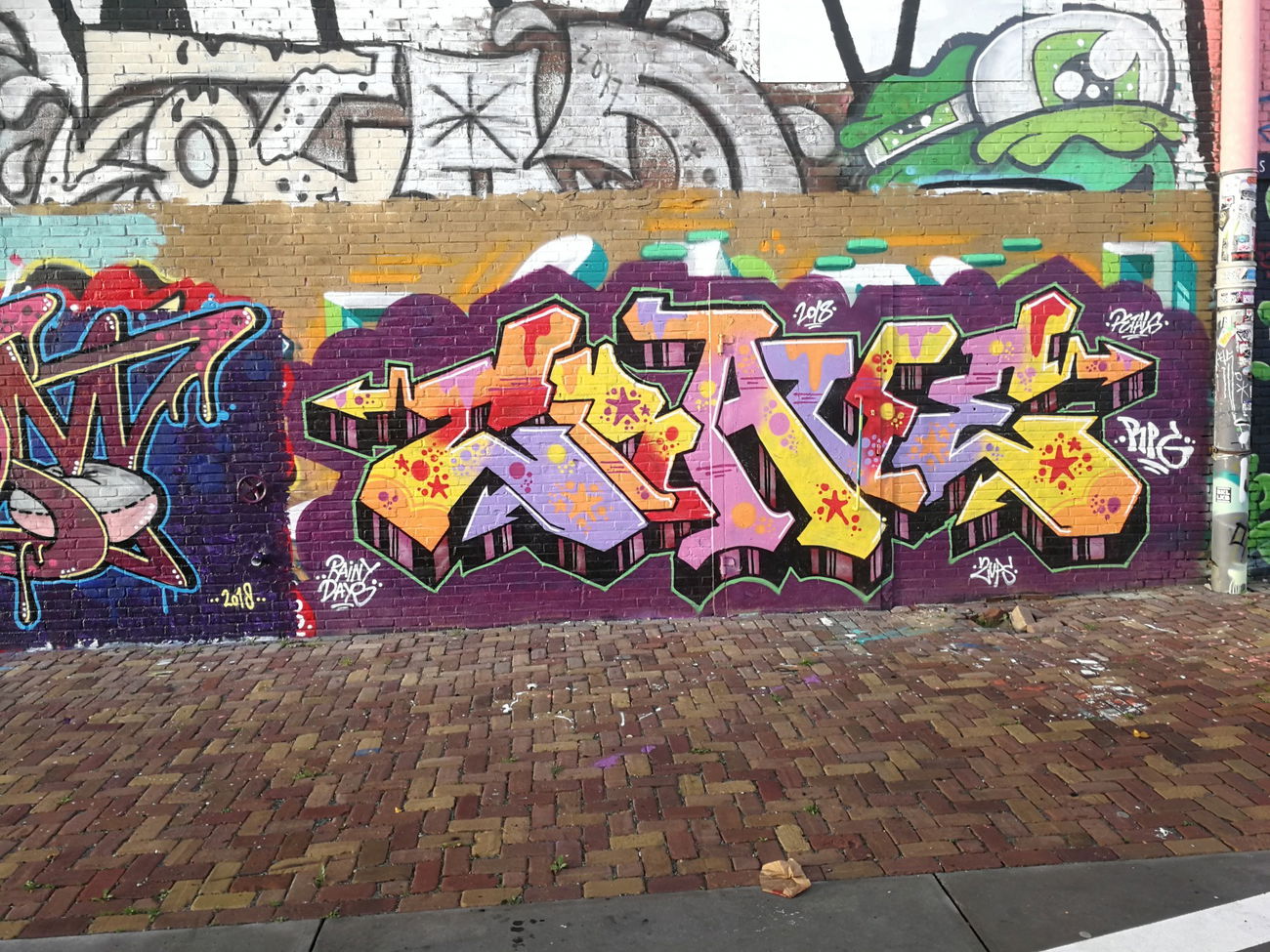 Graffiti Wall in Amsterdam - Photo by Kico_one - Amsterdam, Netherlands