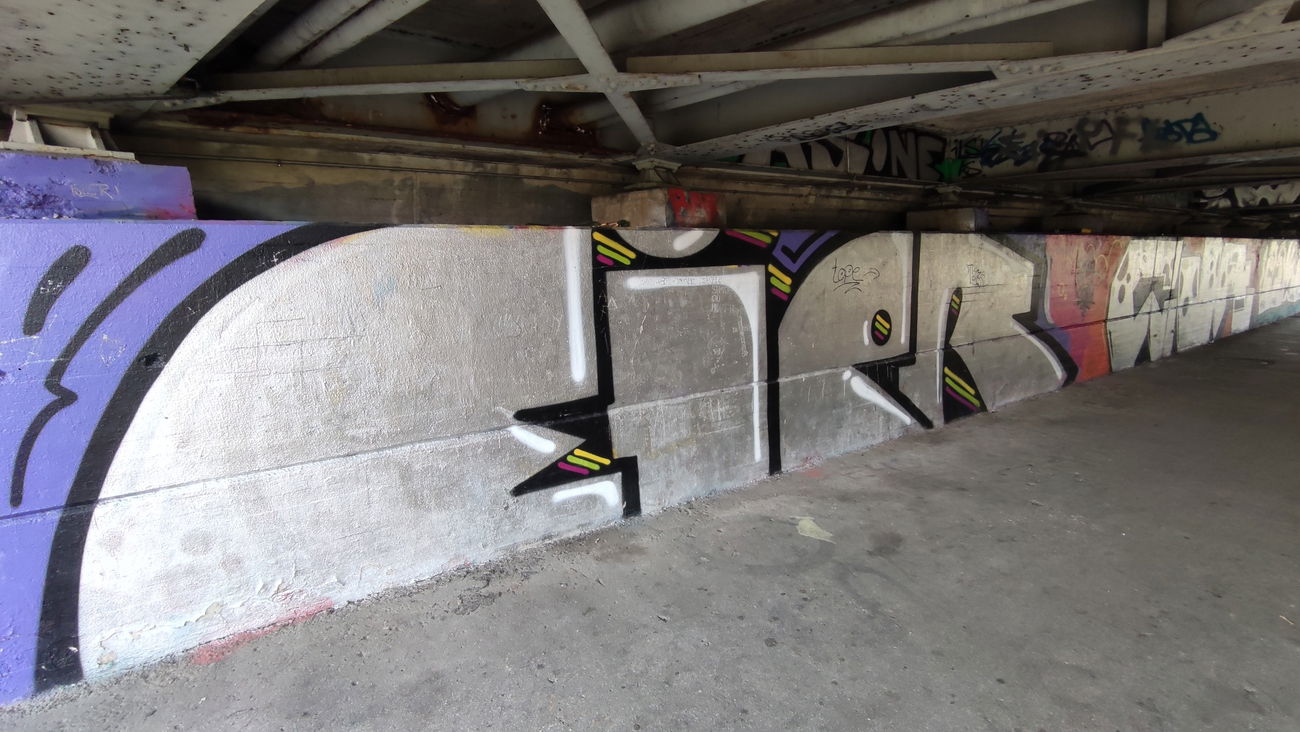 Graffiti Bombing in Essen - Photo by Kico_one (2021)