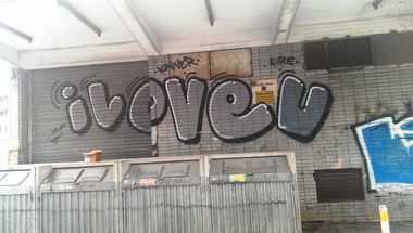 Graffiti Bombing in Köln - Photo by Kico_one - I_love_you, Köln