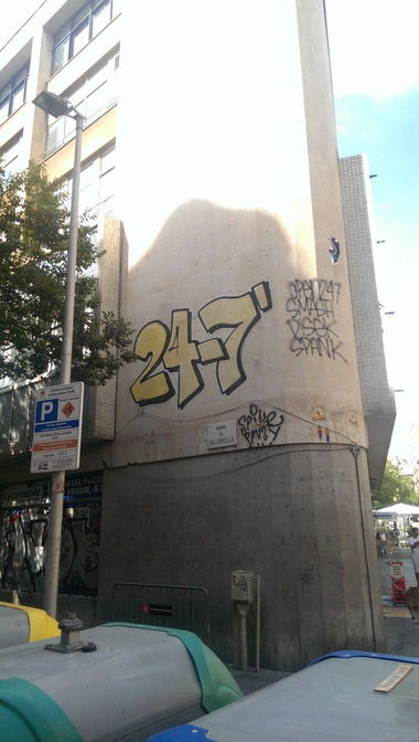 Graffiti Bombing in Barcelona - Photo by Kico_one - Barcelona, Spain, Catalonia