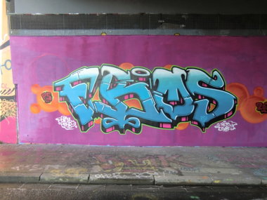 Graffiti Wall in Essen - Photo by Kico_one - Ebos, PS, Essen (2015)