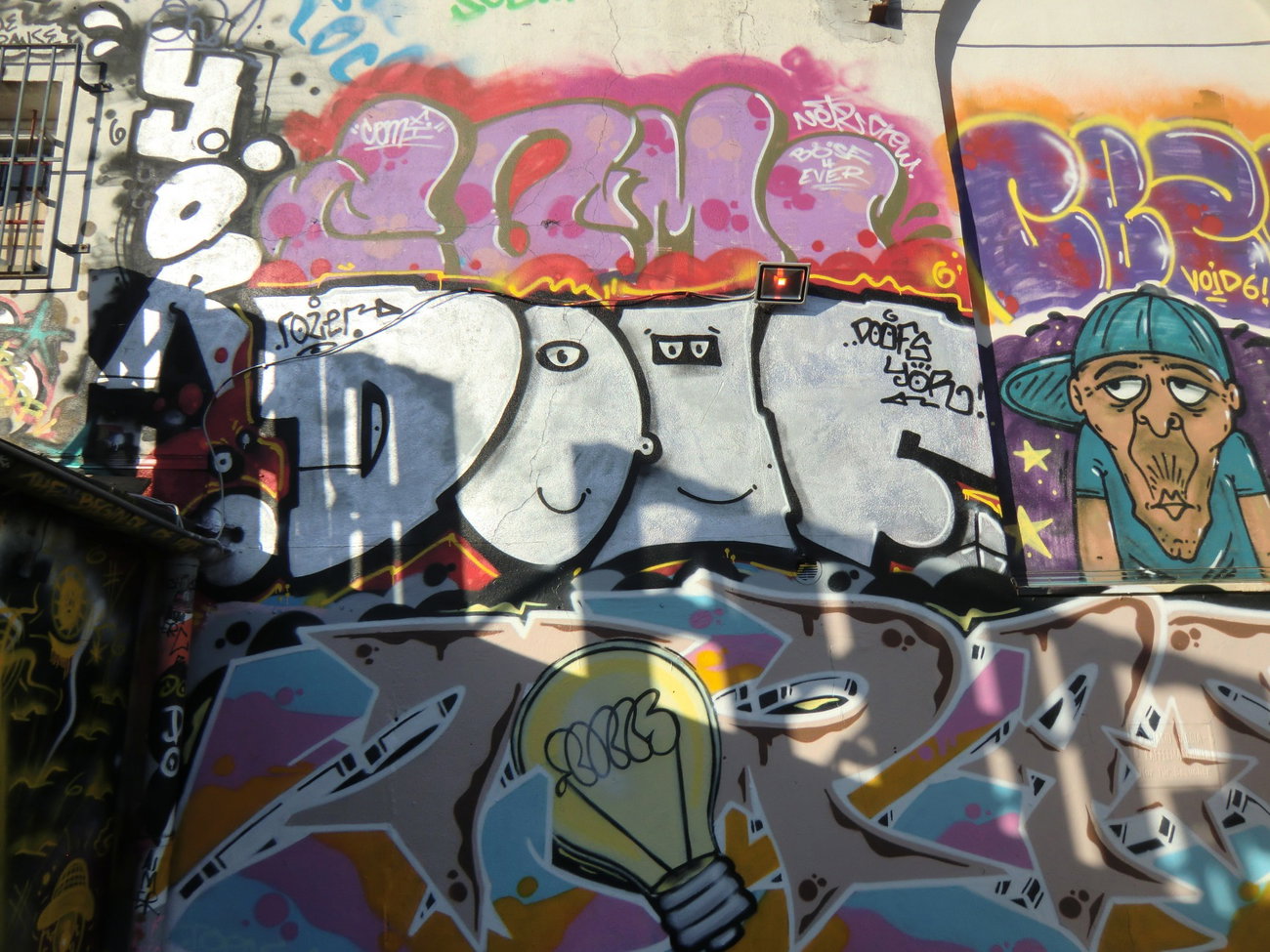 Graffiti Wall in Köln - Photo by Kico_one - Köln, Doof