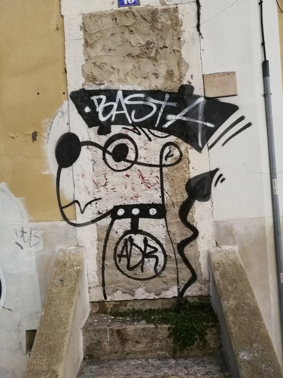 Graffiti Wall in Lissabon - Photo by Kico_one - Lissabon, Lisboa, Portugal