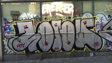 Graffiti Bombing in Barcelona - Photo by Kico_one - Barcelona, Spain, Catalonia