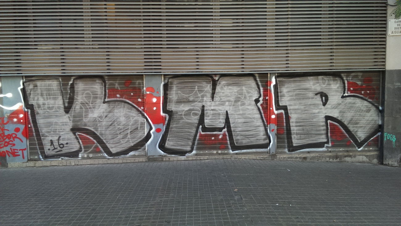 Graffiti Bombing in Barcelona - Photo by Kico_one - Barcelona, Spain, Catalonia
