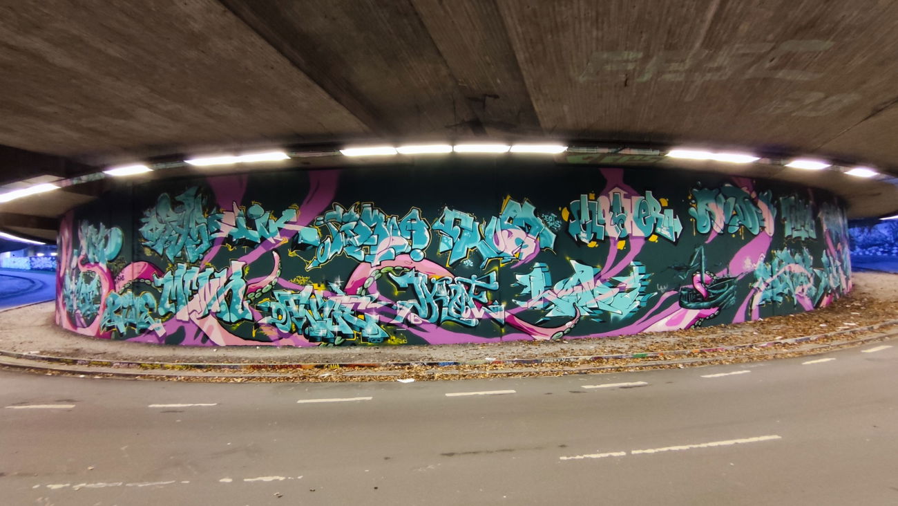 Graffiti Wall - Photo by Kico_one