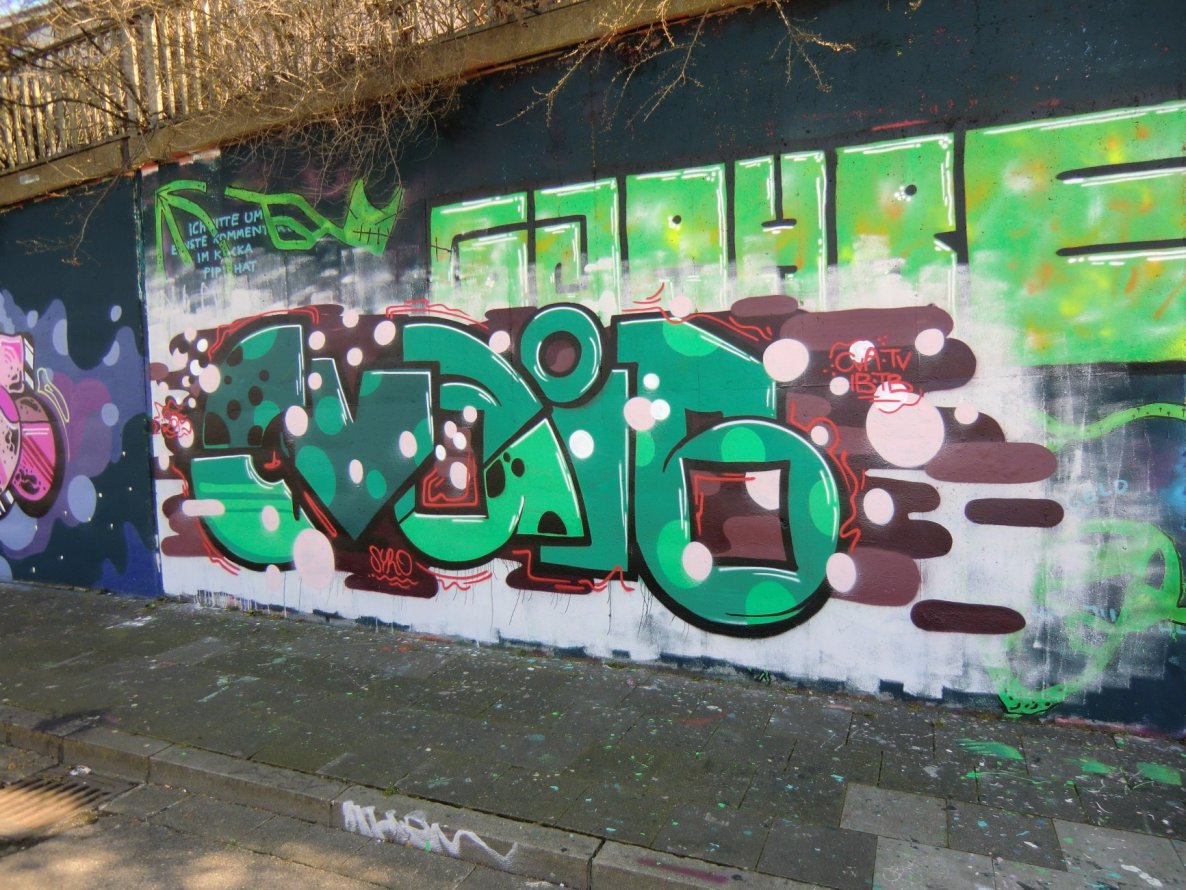 Graffiti Wall in Essen - Photo by Kico_one - Cva, IB, CVAIB