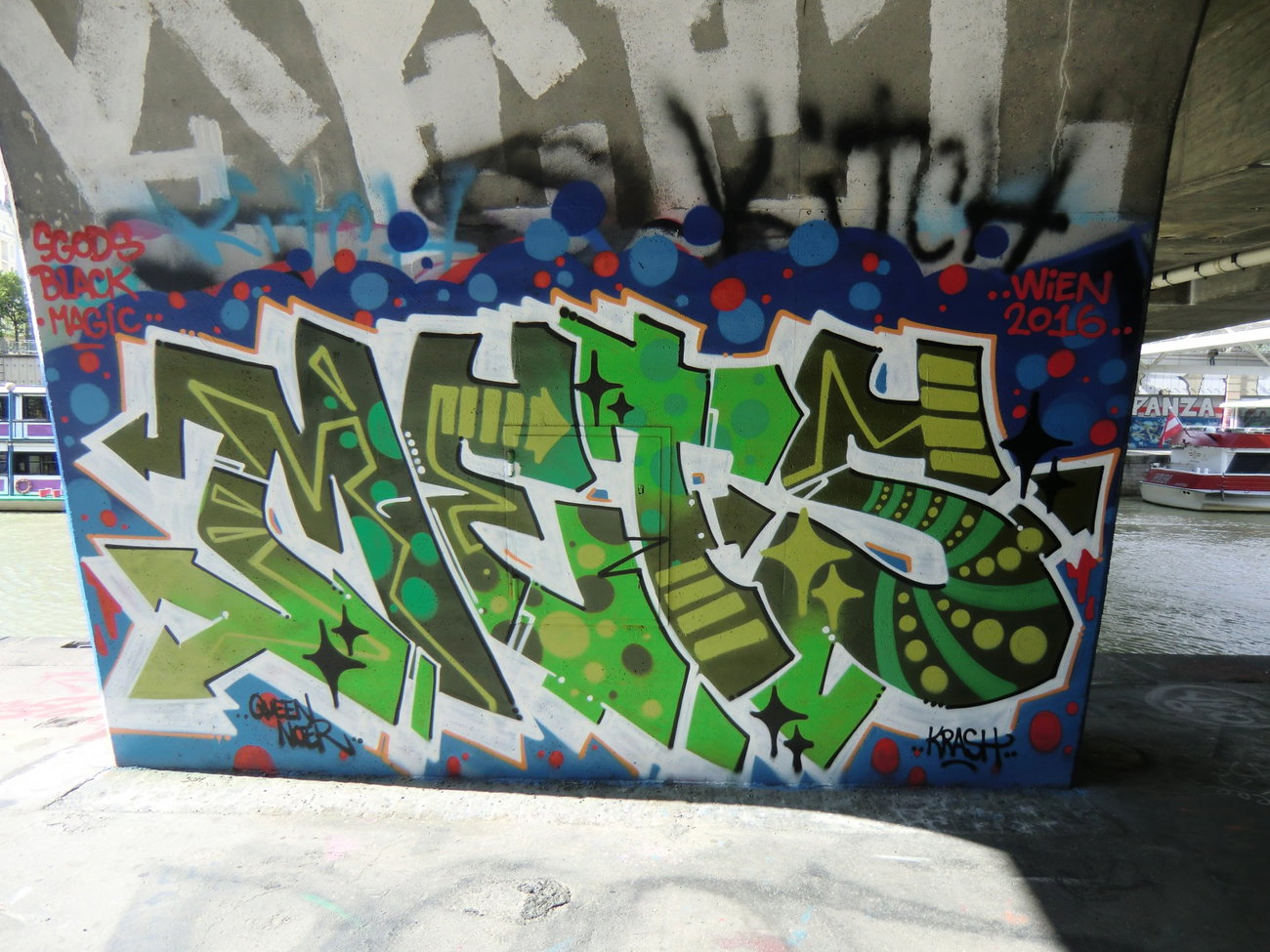 Graffiti Wall in Wien - Photo by Kico_one - Wien, Vienna, Austria