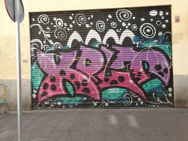Graffiti Bombing in Madrid - Photo by Kico_one - Madrid, Espana