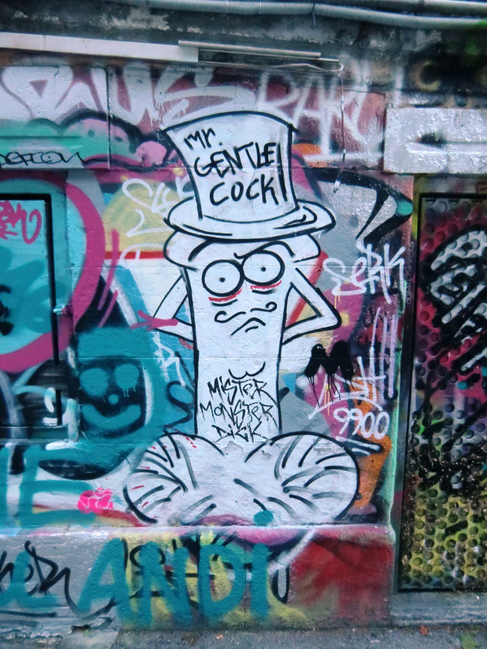 Graffiti Wall in Wien - Photo by Kico_one - Wien, Vienna, Austria