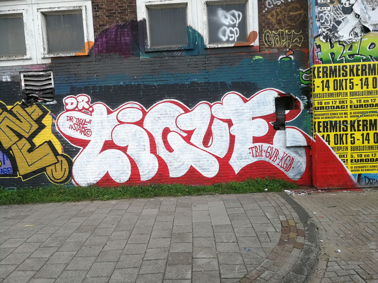 Graffiti Wall in Amsterdam - Photo by Kico_one - Amsterdam, Netherlands