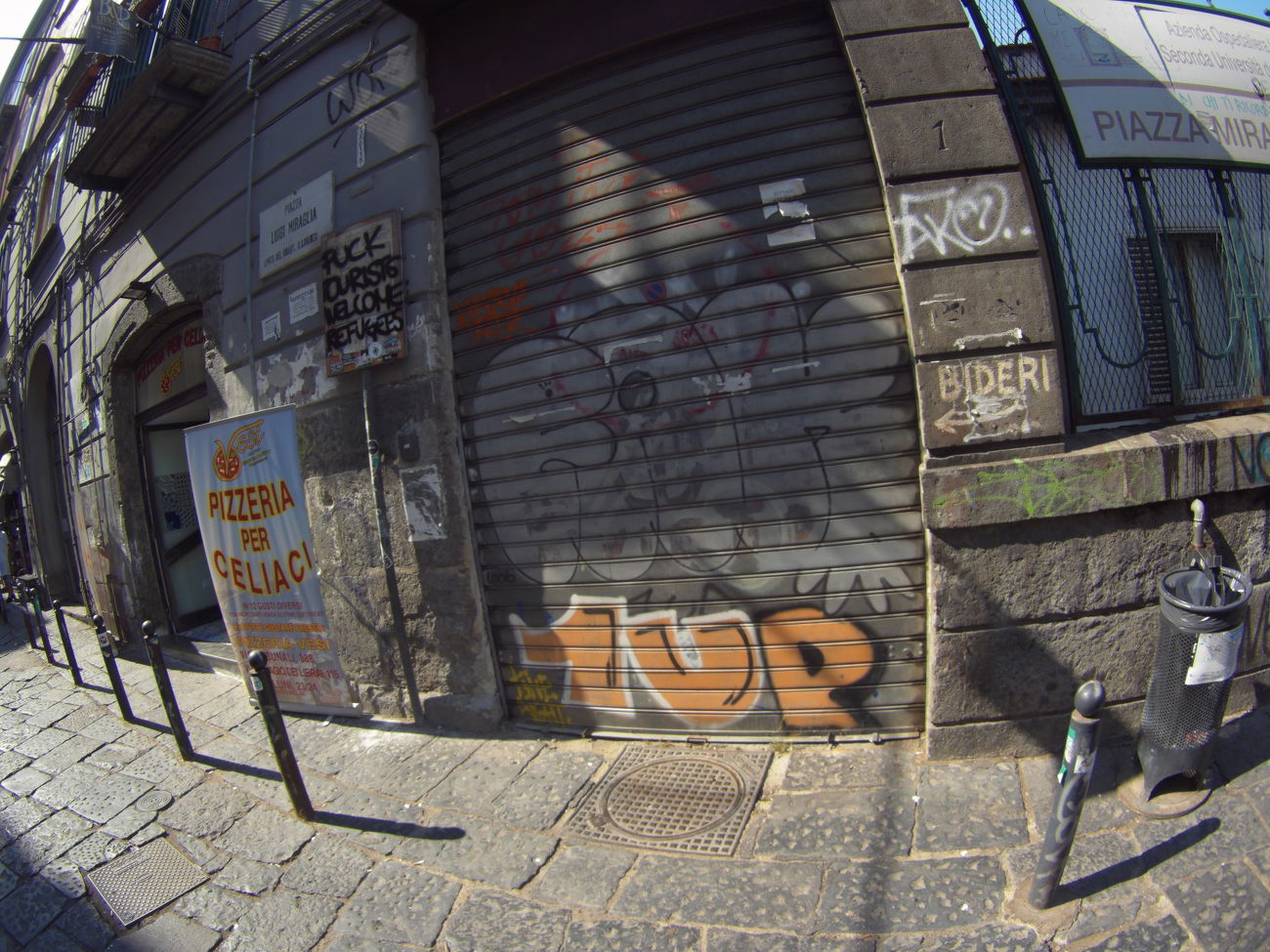 Graffiti Street Art in Napoli - Photo by Kico_one - Napoli, Italy, 1UP