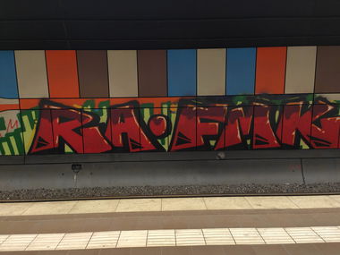Graffiti Bombing in Frankfurt lokalbahnhof - Photo by Kico_one