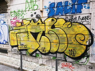 Graffiti Bombing in Lissabon - Photo by Kico_one - Lissabon, Portugal, Lisboa