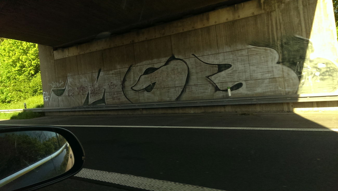 Graffiti Bombing - Photo by Kico_one - Mgb, Mönchengladbach