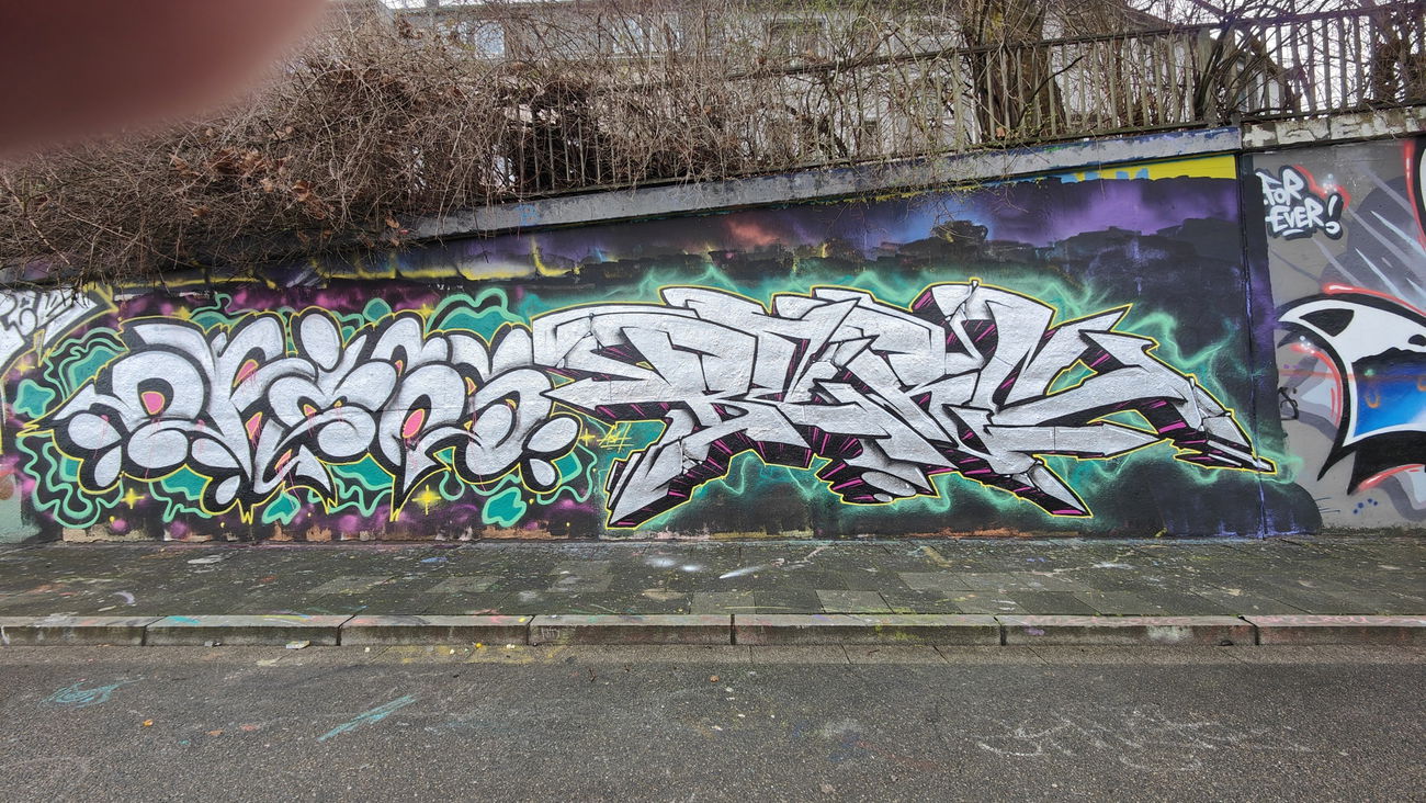 Graffiti Wall in Essen - Photo by Kico_one - Essen, Giradetstrasse (2023)