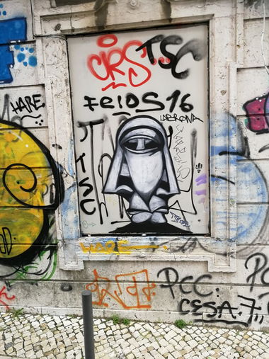 Graffiti Bombing in Lissabon - Photo by Kico_one - Lissabon, Portugal, Lisboa