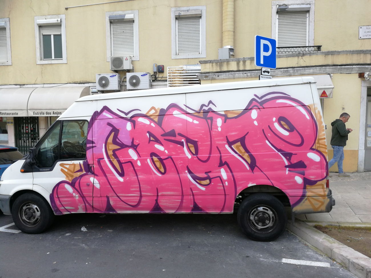 Graffiti Bombing in Lissabon - Photo by Kico_one - Lissabon, Portugal, Lisboa