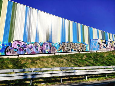 Graffiti Bombing in Essen - Photo by Kico_one