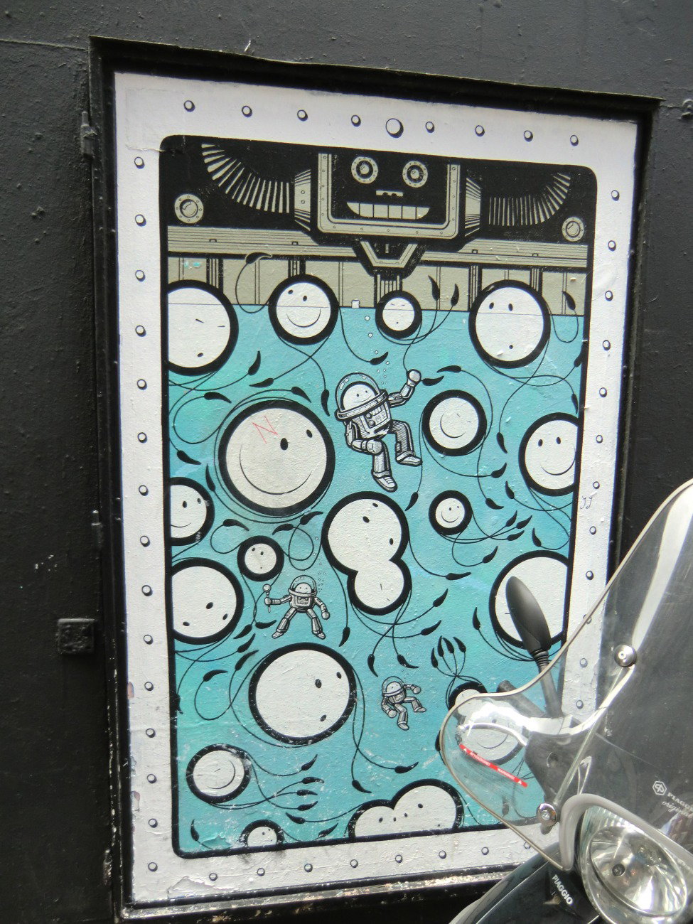 Graffiti Wall in AMSTERDAM - Photo by Kico_one - The, London, Police