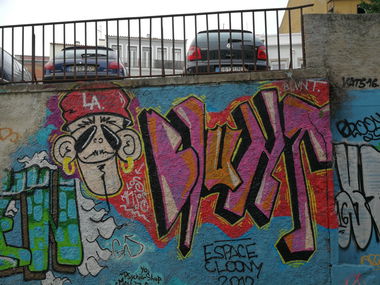 Graffiti Bombing in Lissabon - Photo by Kico_one - Lissabon, Portugal, Lisboa