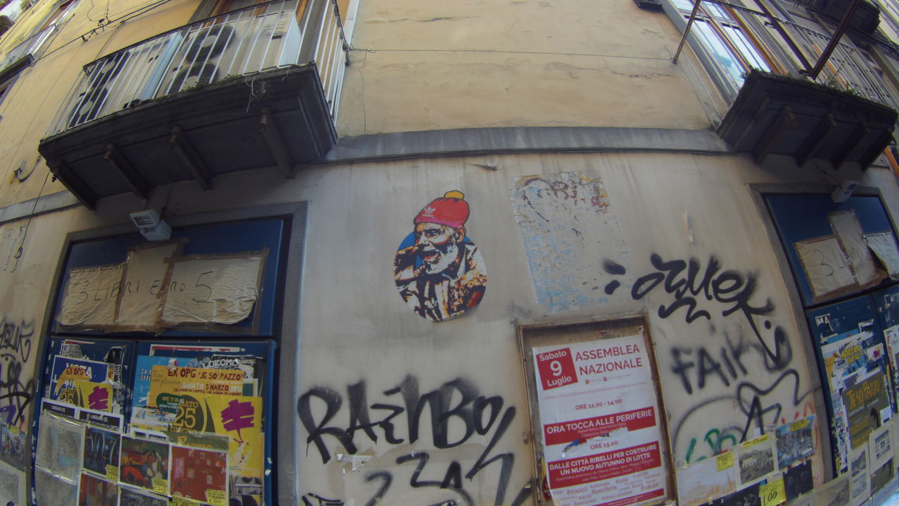 Graffiti Street Art in Napoli - Photo by Kico_one - Napoli, Italy