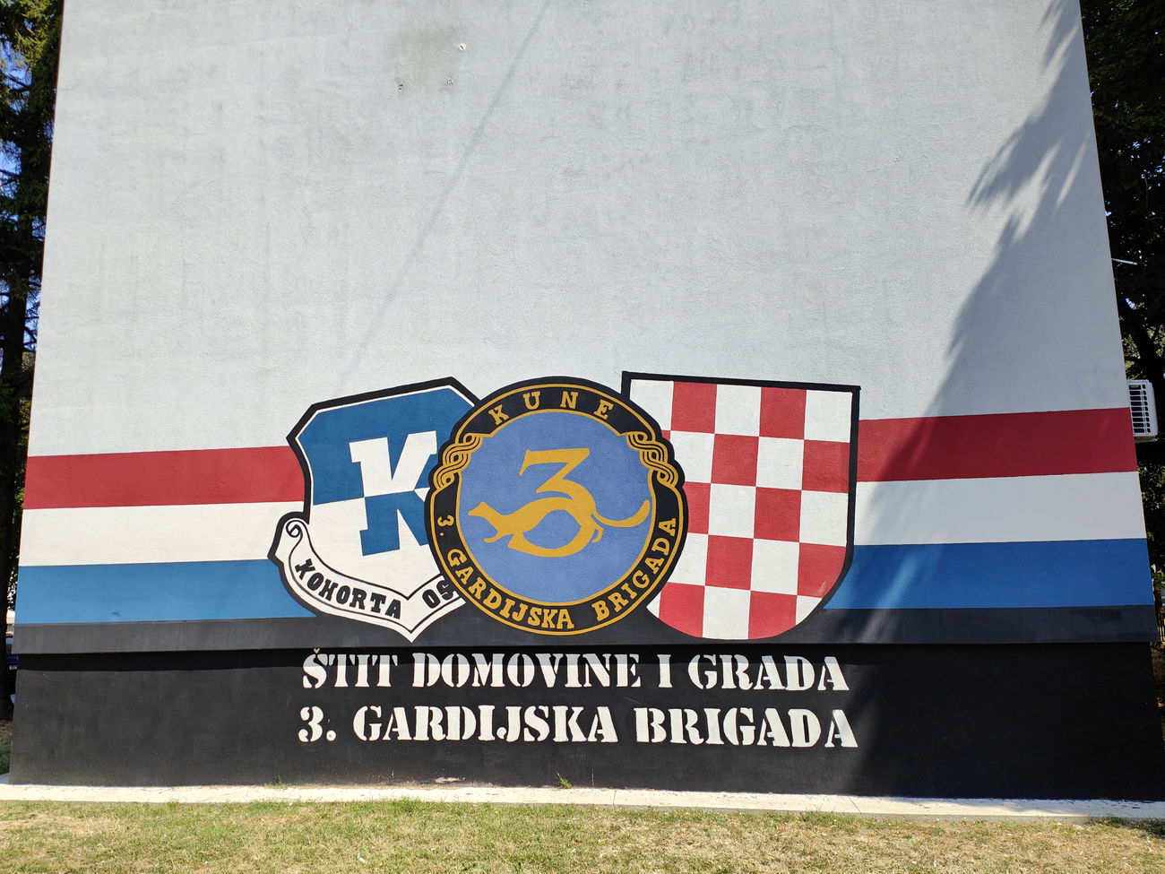 Graffiti Wall in Osijek - Photo by Kico_one