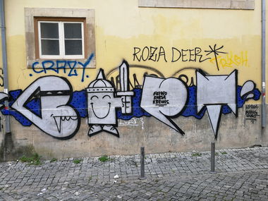 Graffiti Bombing in Lissabon - Photo by Kico_one - Lissabon, Portugal, Lisboa