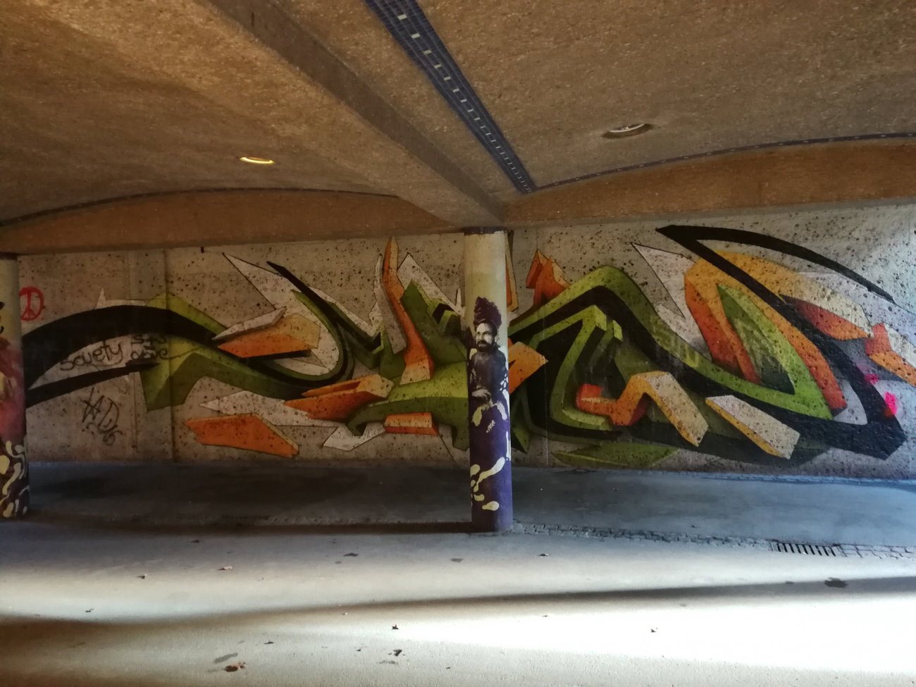 Graffiti Wall in München - Photo by Kico_one - München, Daim