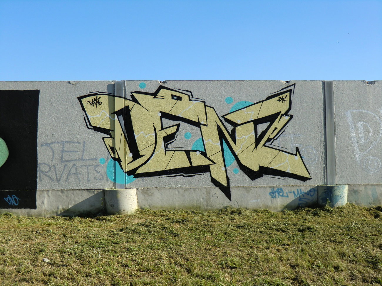 Graffiti Wall in Osijek - Photo by Kico_one - Osijek, Croatia, Denz