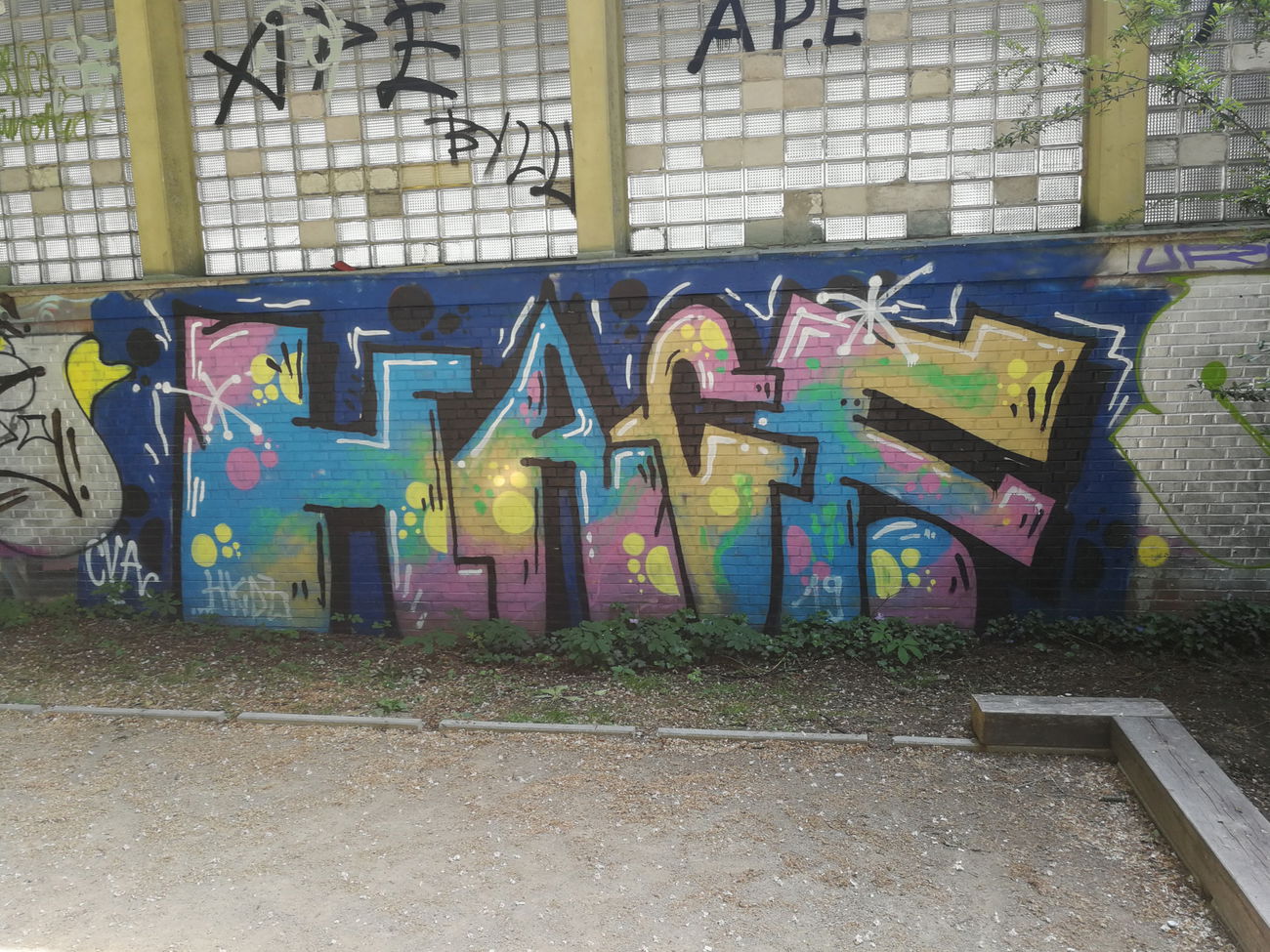 Graffiti Bombing in Essen - Photo by Kico_one - Essen, NRW, Ruhrpott