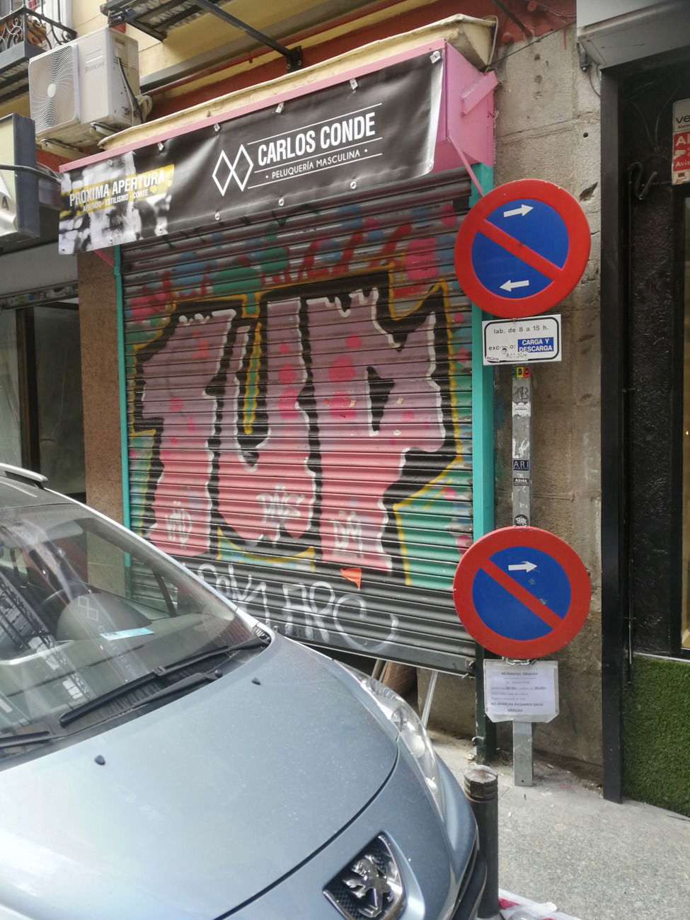 Graffiti Bombing in Madrid - Photo by Kico_one - Madird, Espana, 1UP