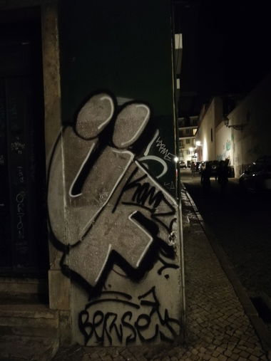 Graffiti Bombing in Lissabon - Photo by Kico_one - Lissabon, Portugal, Lisboa