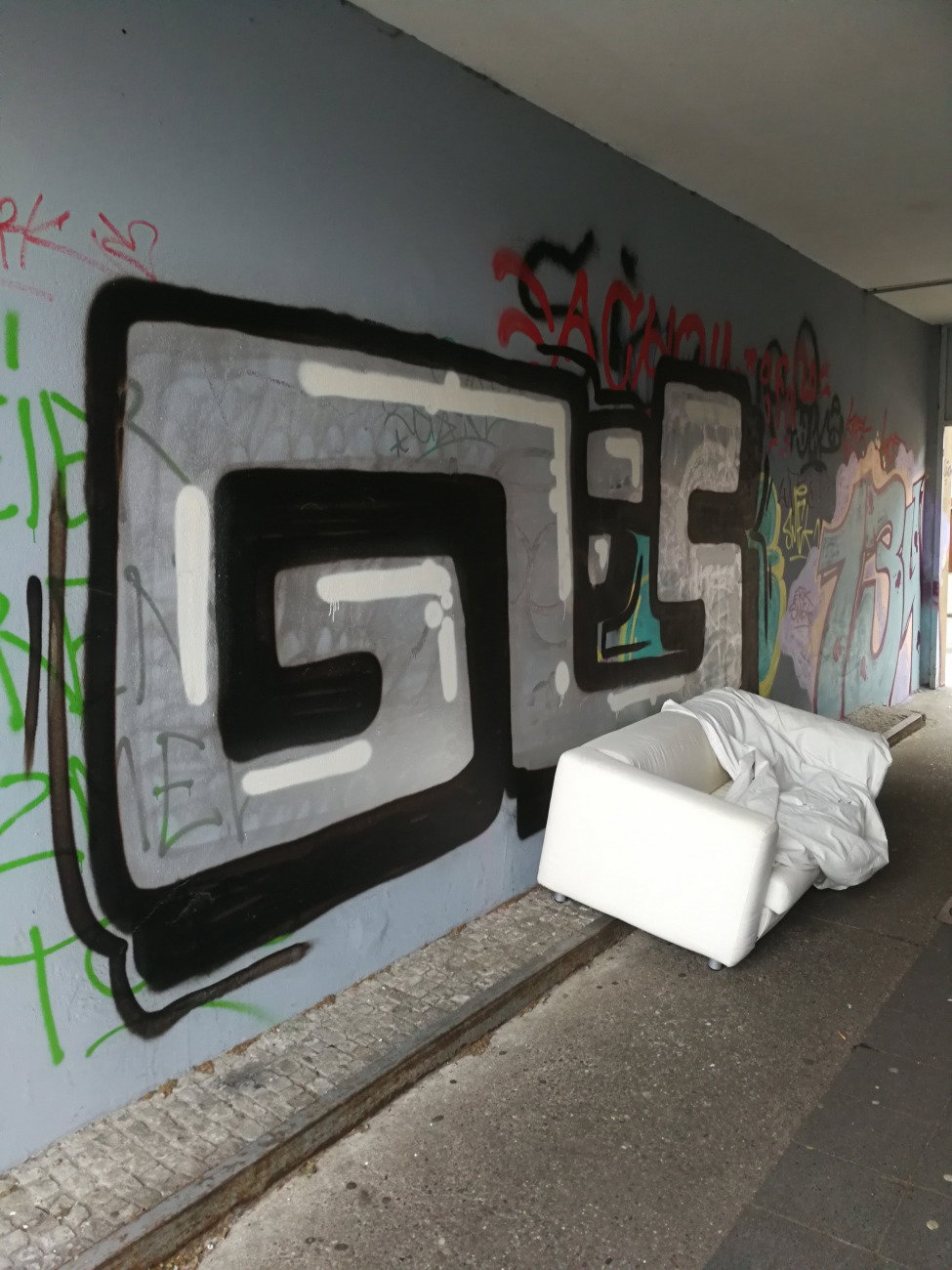 Graffiti Bombing in Essen - Photo by Kico_one - Essen, NRW, Ruhrpott (2020)