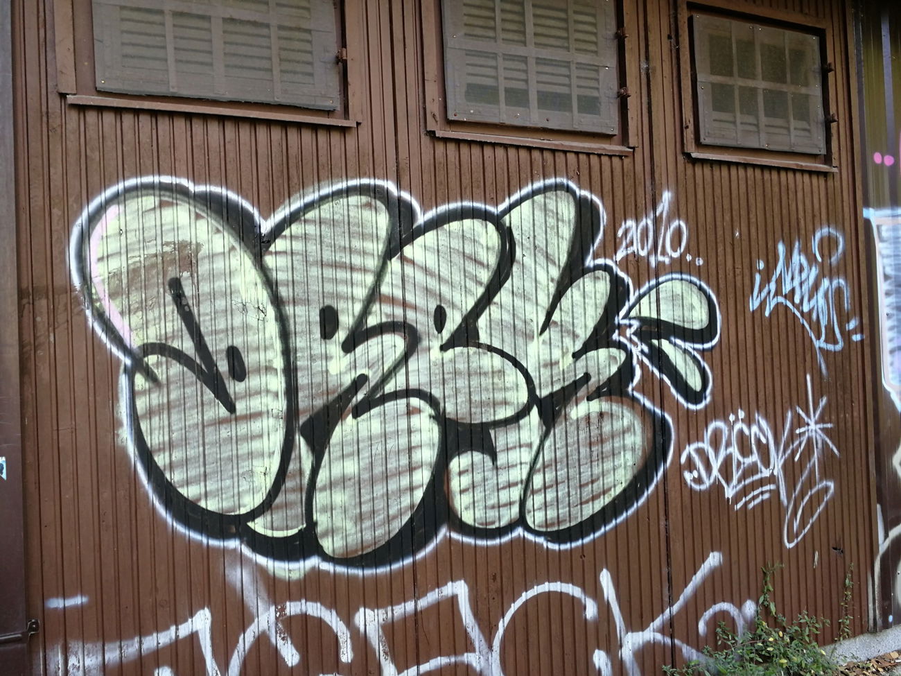 Graffiti Bombing in Zadar - Photo by Kico_one - Zadar, Croatia, Drek