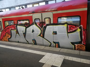 Graffiti Train in Essen - Photo by Kico_one