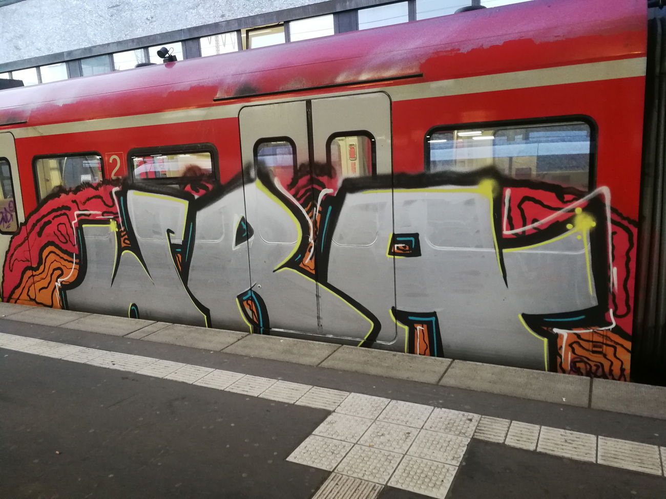 Graffiti Train in Essen - Photo by Kico_one