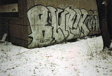 Graffiti Bombing in Essen - Photo by Kico_one - Bluter, Essen (199?)