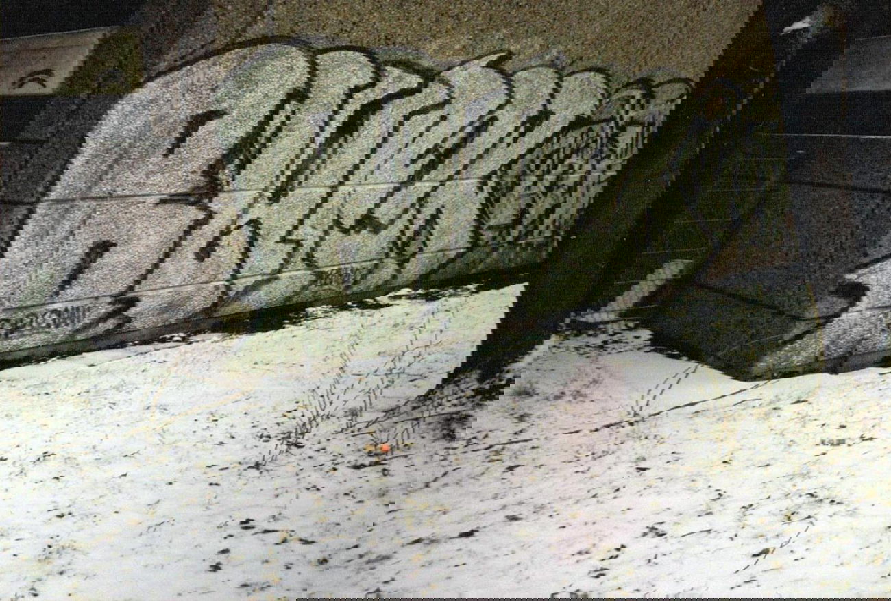 Graffiti Bombing in Essen - Photo by Kico_one - Bluter, Essen (199?)