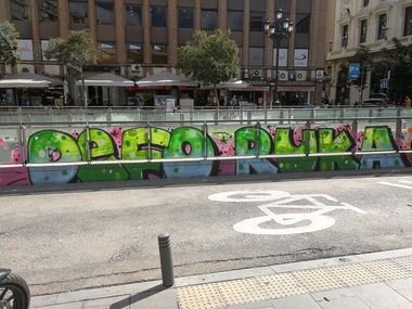 Graffiti Bombing in Madrid - Photo by Kico_one - Madrid, Espana, Defo